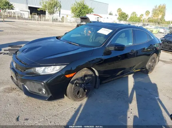 SHHFK7H59JU432858 2018 HONDA CIVIC - Image 2