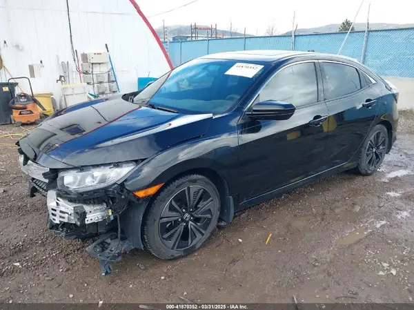 SHHFK7H5XJU211821 2018 HONDA CIVIC - Image 2