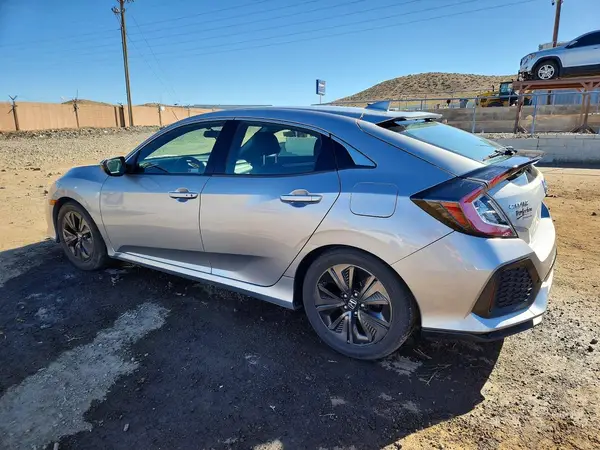 SHHFK7H5XJU228957 2018 HONDA CIVIC - Image 2