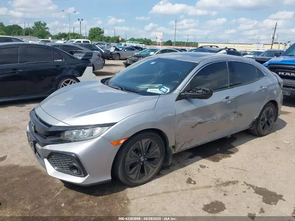 SHHFK7H5XJU240249 2018 HONDA CIVIC - Image 2
