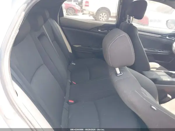 SHHFK7H5XJU240249 2018 HONDA CIVIC - Image 8