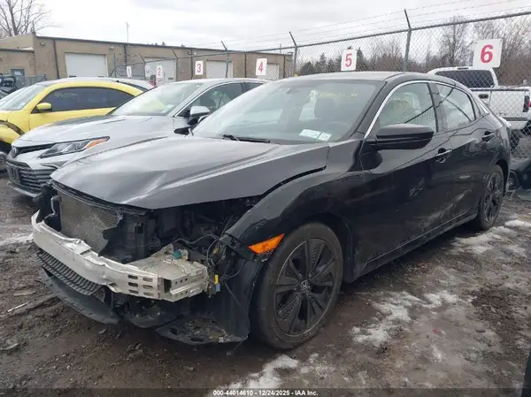 SHHFK7H5XJU400999 2018 HONDA CIVIC - Image 2