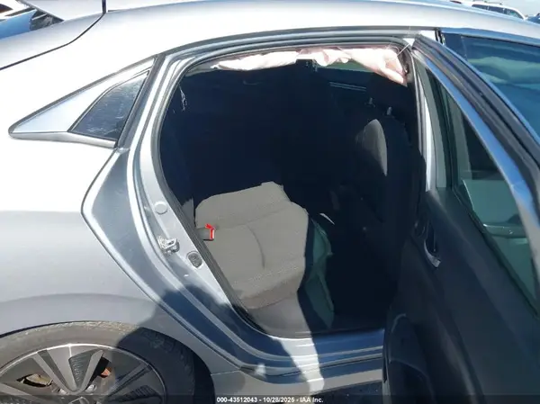 SHHFK7H5XJU411808 2018 HONDA CIVIC - Image 8