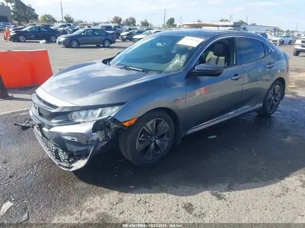 SHHFK7H5XJU412165 2018 HONDA CIVIC - Image 2