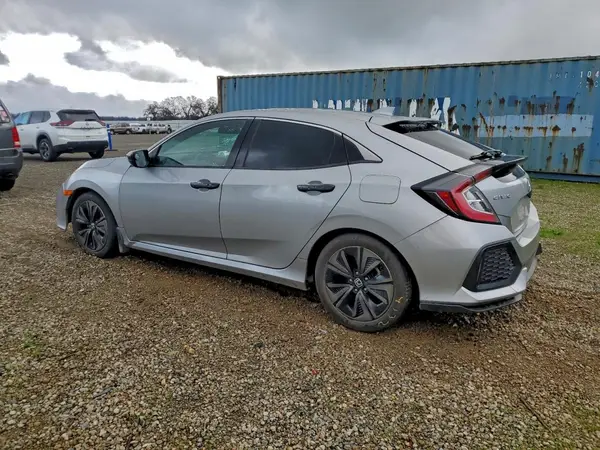 SHHFK7H5XJU420010 2018 HONDA CIVIC - Image 2
