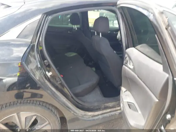SHHFK7H60KU207268 2019 HONDA CIVIC - Image 8