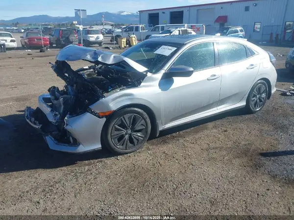 SHHFK7H60KU226273 2019 HONDA CIVIC - Image 2