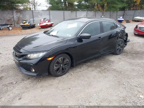 SHHFK7H61JU412578 2018 HONDA CIVIC - Image 2