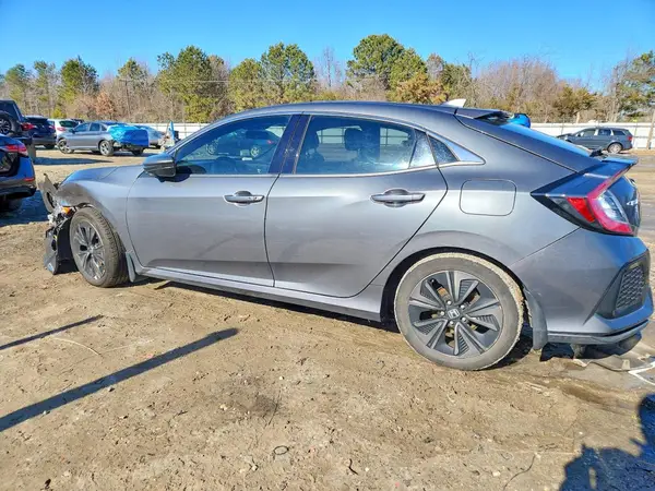 SHHFK7H61KU204668 2019 HONDA CIVIC - Image 2