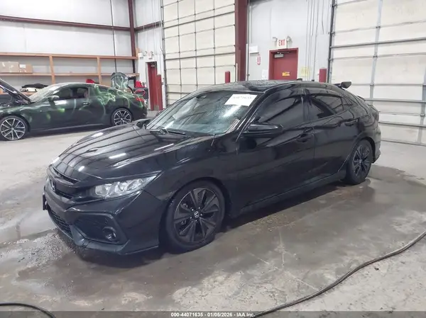 SHHFK7H61KU205769 2019 HONDA CIVIC - Image 2