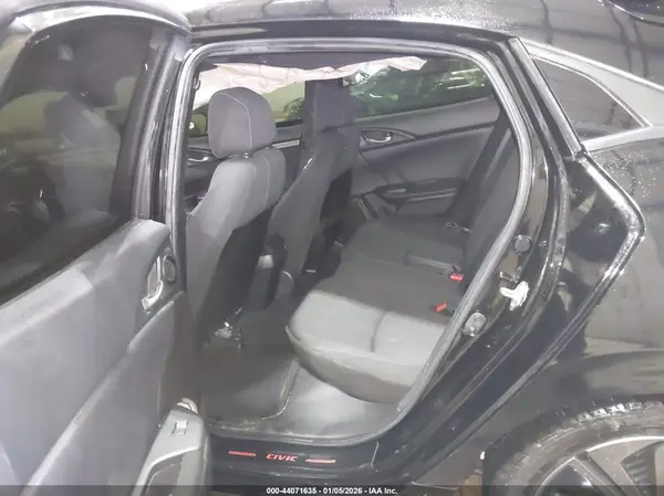 SHHFK7H61KU205769 2019 HONDA CIVIC - Image 8