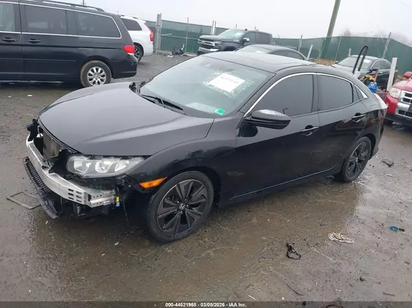 SHHFK7H62KU215193 2019 HONDA CIVIC - Image 2