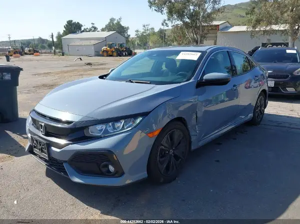 SHHFK7H62KU402272 2019 HONDA CIVIC - Image 2