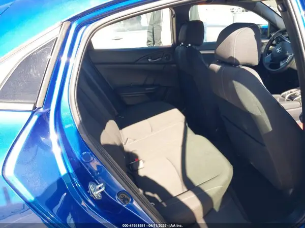 SHHFK7H62KU403888 2019 HONDA CIVIC - Image 8