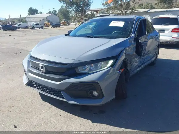 SHHFK7H62KU404197 2019 HONDA CIVIC - Image 2