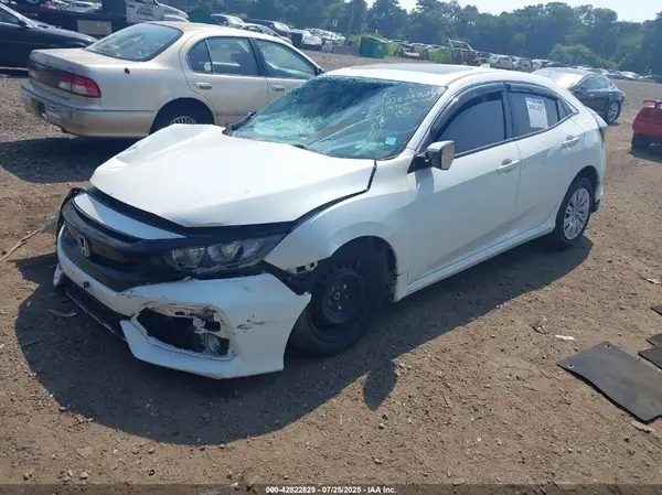 SHHFK7H62KU415748 2019 HONDA CIVIC - Image 2