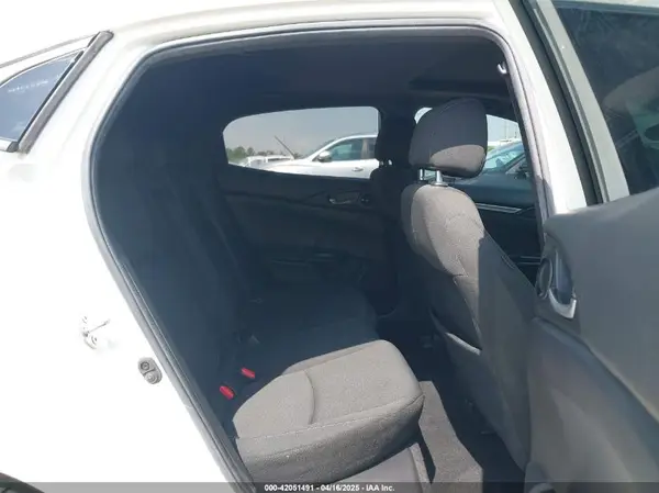 SHHFK7H63KU225263 2019 HONDA CIVIC - Image 8