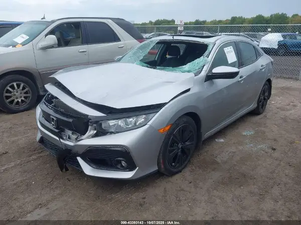 SHHFK7H63KU226526 2019 HONDA CIVIC - Image 2