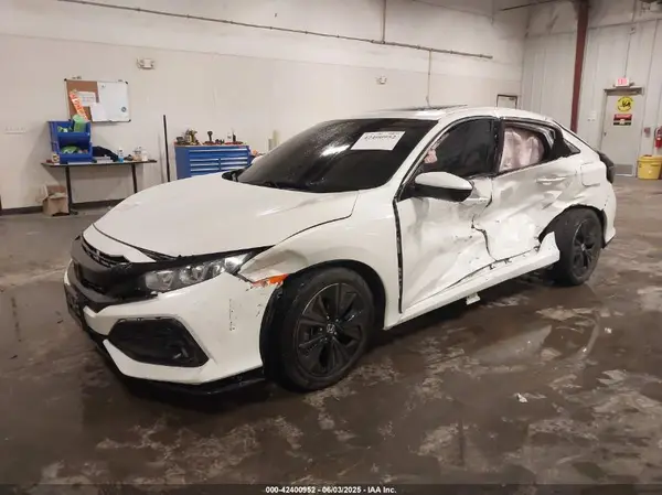 SHHFK7H63KU226557 2019 HONDA CIVIC - Image 2