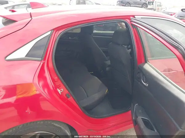 SHHFK7H64KU404184 2019 HONDA CIVIC - Image 8