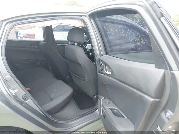 SHHFK7H65KU205807 2019 HONDA CIVIC - Image 8