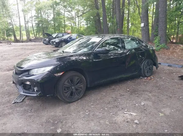 SHHFK7H65KU206276 2019 HONDA CIVIC - Image 2
