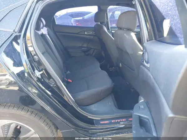 SHHFK7H65KU407725 2019 HONDA CIVIC - Image 8