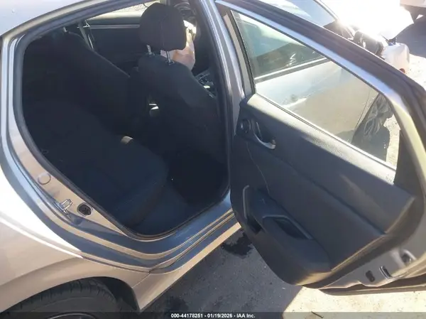 SHHFK7H66KU223362 2019 HONDA CIVIC - Image 8