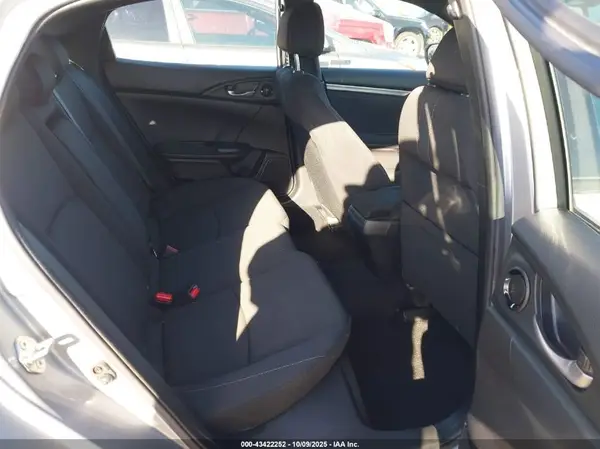 SHHFK7H66KU402632 2019 HONDA CIVIC - Image 8