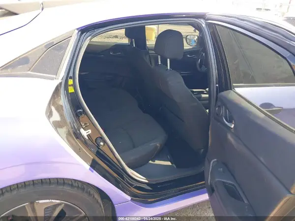 SHHFK7H67KU402977 2019 HONDA CIVIC - Image 8