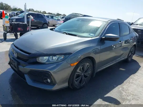 SHHFK7H68JU210479 2018 HONDA CIVIC - Image 2
