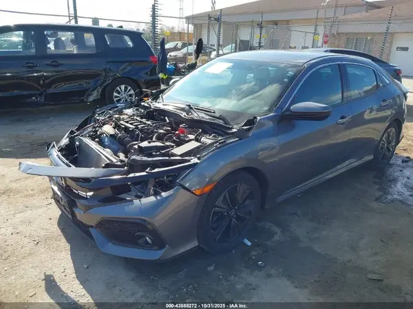 SHHFK7H69KU200481 2019 HONDA CIVIC - Image 2