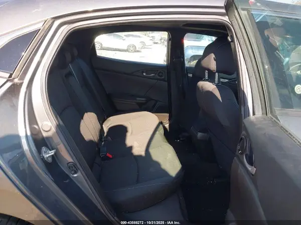 SHHFK7H69KU200481 2019 HONDA CIVIC - Image 8