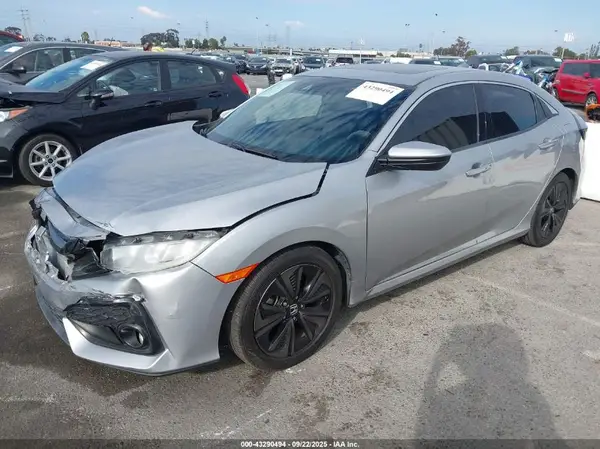 SHHFK7H69KU402852 2019 HONDA CIVIC - Image 2