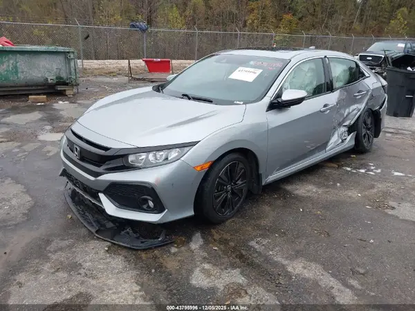 SHHFK7H6XJU210502 2018 HONDA CIVIC - Image 2