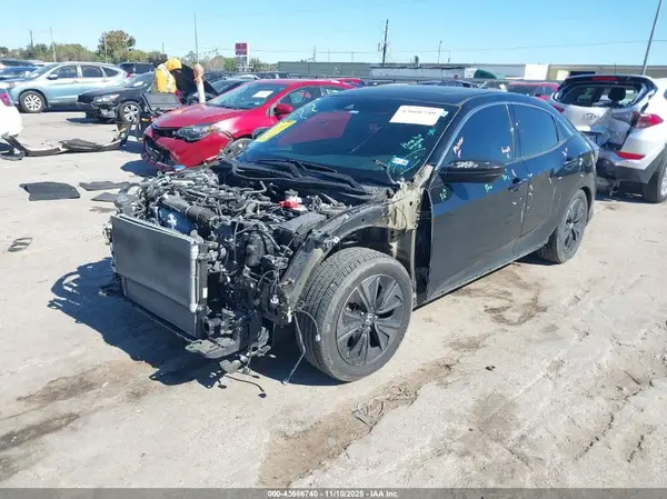 SHHFK7H6XKU207259 2019 HONDA CIVIC - Image 2