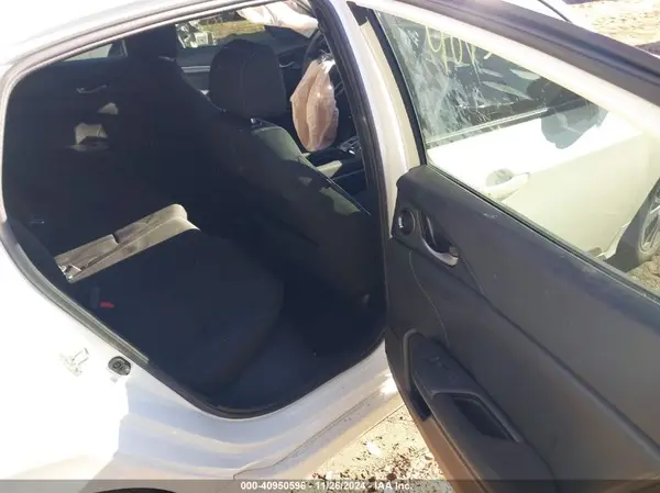 SHHFK7H6XKU207651 2019 HONDA CIVIC - Image 8