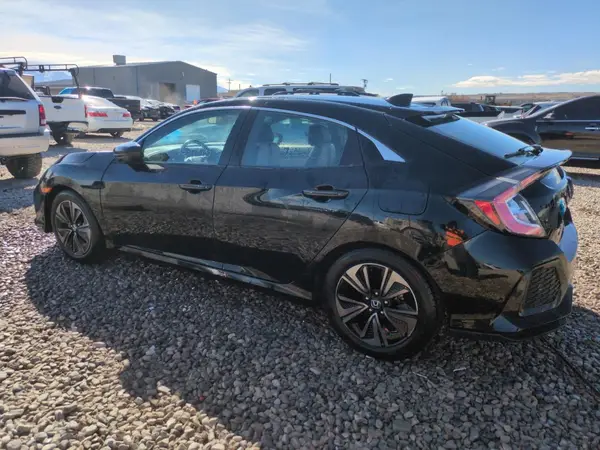 SHHFK7H71HU402605 2017 HONDA CIVIC - Image 2