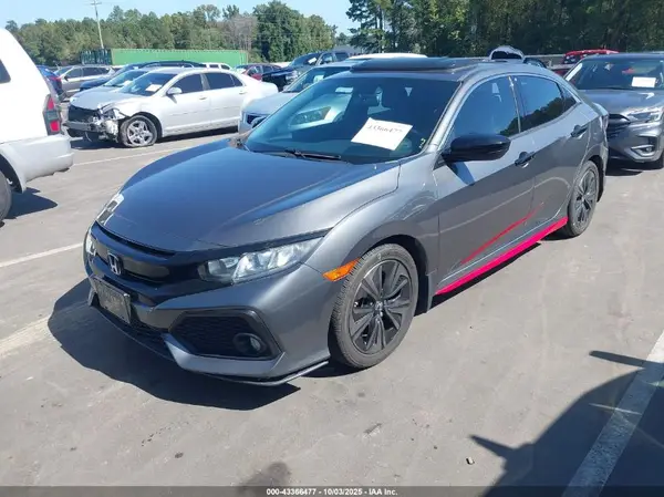 SHHFK7H71JU211465 2018 HONDA CIVIC - Image 2
