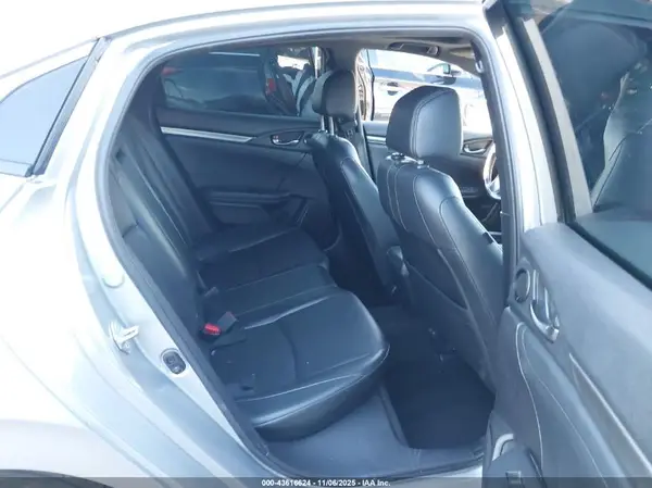 SHHFK7H75JU405268 2018 HONDA CIVIC - Image 8