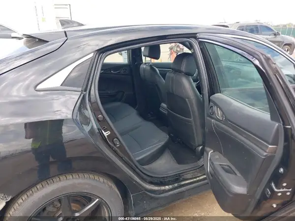 SHHFK7H75JU415265 2018 HONDA CIVIC - Image 8