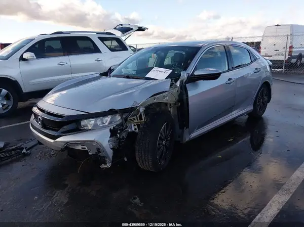SHHFK7H79JU233410 2018 HONDA CIVIC - Image 2