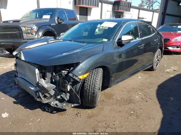 SHHFK7H79JU415267 2018 HONDA CIVIC - Image 2