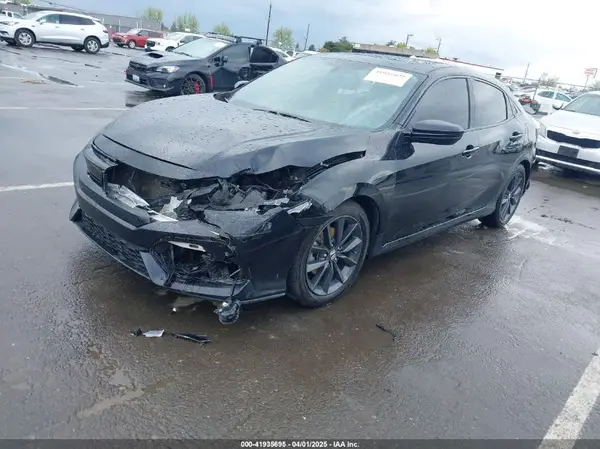 SHHFK7H79JU429864 2018 HONDA CIVIC - Image 2
