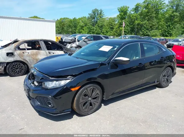 SHHFK7H7XJU230130 2018 HONDA CIVIC - Image 2