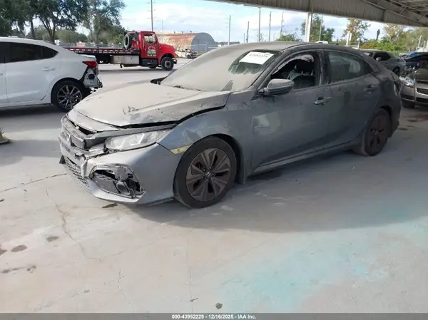 SHHFK7H85JU234613 2018 HONDA CIVIC - Image 2