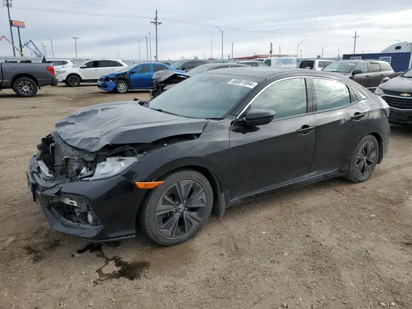SHHFK7H86JU210692 2018 HONDA CIVIC - Image 1