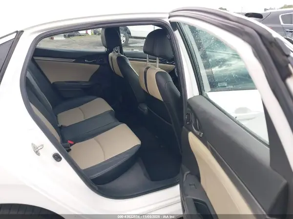 SHHFK7H86JU402811 2018 HONDA CIVIC - Image 8