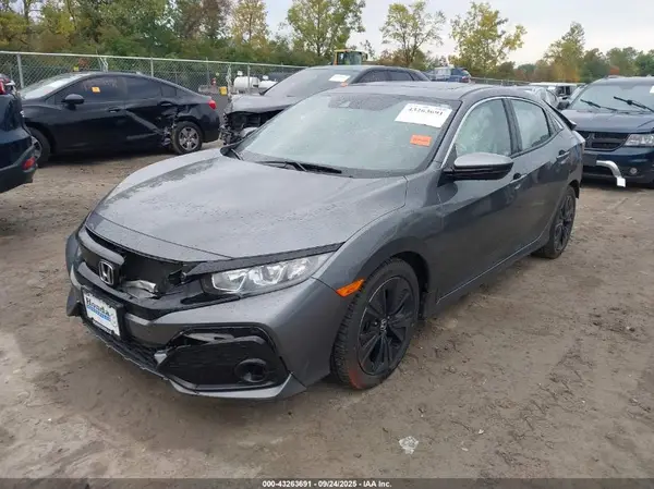 SHHFK7H88KU218259 2019 HONDA CIVIC - Image 2