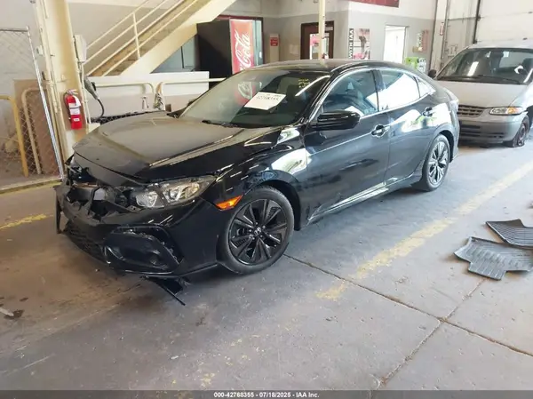 SHHFK7H89JU201016 2018 HONDA CIVIC - Image 2